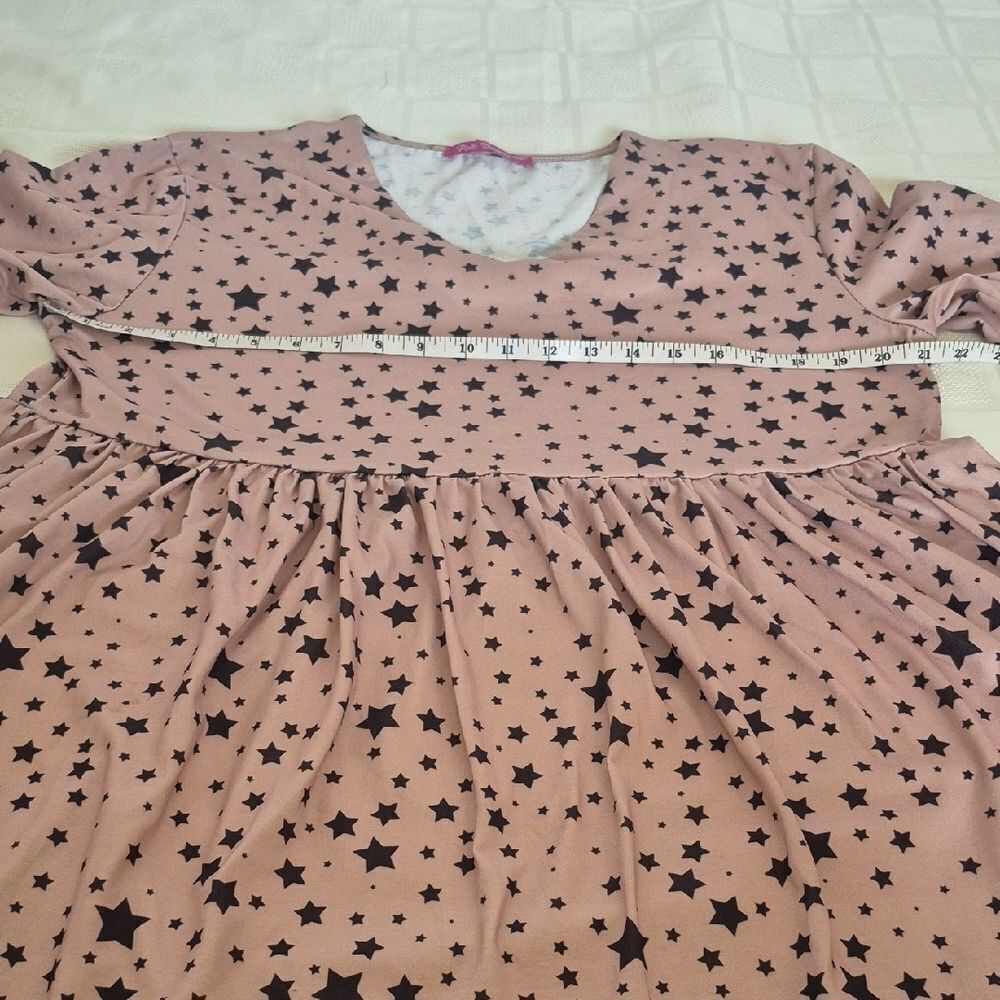 Elegant Starry Pink Midi Dress - Picture 8 of 16